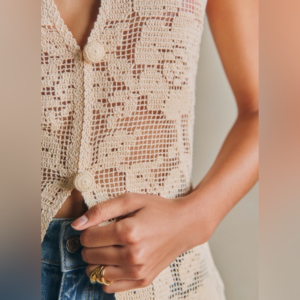 Sézane Crochet Lace V-Neck Vest in Light Beige - Picture 3 of 6